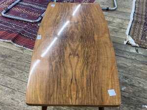 Mid-century walnut coffee table - 3