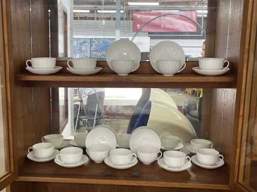 41 · Set of 12 Wedgwood 'Night and Day' porcelain duos