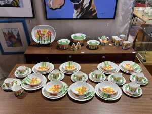 Figgjo Flint 'Annemarie' mid-century ceramic dinner setting for eight, 1970s