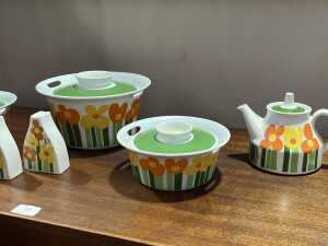 Figgjo Flint 'Annemarie' mid-century ceramic dinner setting for eight, 1970s - 3