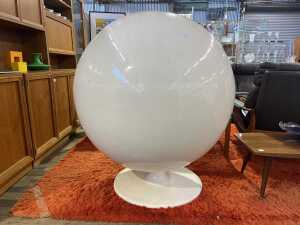 Replica ball chair after Eero Aarnio - 2