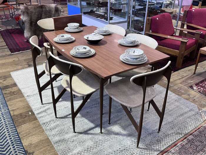 Grant Featherston for Aristoc 'Scape' seven-piece dining suite
