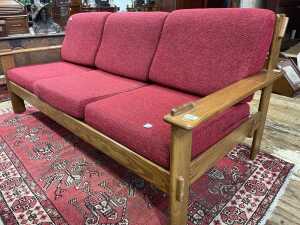 Mid-century oak three piece lounge suite - 2