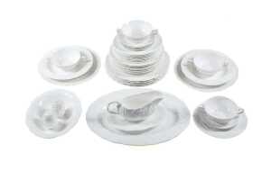 Wedgwood 'Countryware' porcelain dinner setting for eight