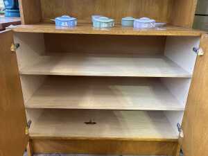 Mid-century teak cabinet - 4