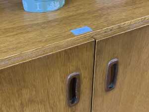Mid-century teak cabinet - 5