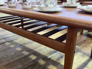 Grete Jalk mid-century teak coffee table - 3