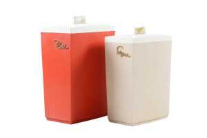 Set of five Capri mid-century plastic kitchen canisters - 2