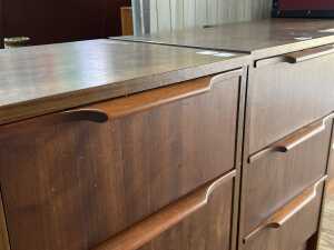 Pair of mid-century bedsides - 4