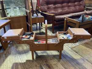 Mid-century teak cantilever sewing box - 2