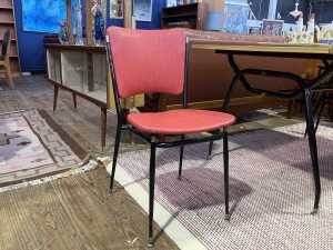 Mid-century kitchen table and two dining chairs - 3