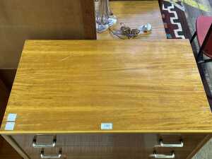 Hayson Mid-century maple chest of six drawers - 4