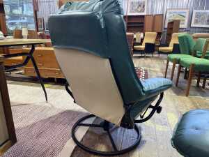 Retro Norwegian Swivel armchair with footstool - 3