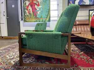 Mid-century three piece lounge suite - 5