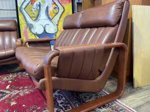 Pair of Mitre mid-century two seat sofas - 4