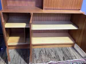 Mid-century teak wall unit - 5