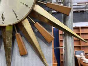 Metamec mid-century starburst clock - 3