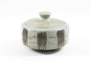 Two mid-century ceramic pieces - 4