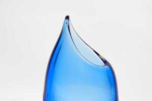 Czech mid-century blue cased clear art glass vase, 1970s - 3