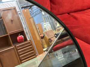 Contemporary round mirror in black frame - 2