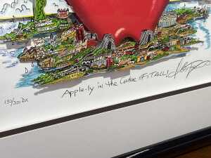 Charles Fazzino (1955-), The Apple-ly in the Centre of it All!, 130/300 DX. Mixed media 3D collage - 4
