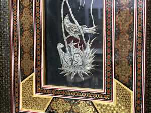 Persian etched copper panel surrounded by Khatam lacquered marquetry - 3