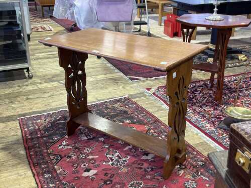 Antique Arts and Crafts oak hall table