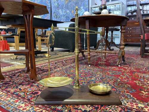 Vintage W&T Avery brass balance scales on timber base