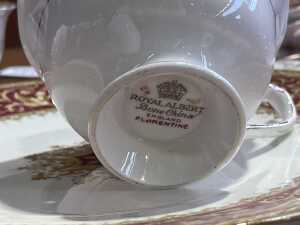 Royal Albert 'Florentine' porcelain tea setting for eight - 5
