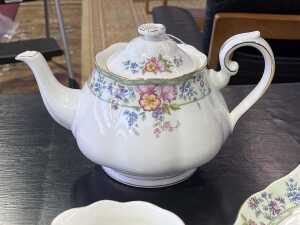 Royal Albert 'Hartington' porcelain tea setting for four, together with a single mug - 3