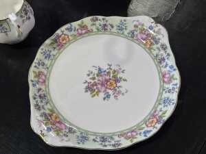 Royal Albert 'Hartington' porcelain tea setting for four, together with a single mug - 4