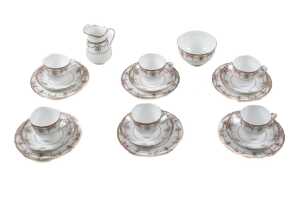 Royal Doulton 'Countess' tea setting for six
