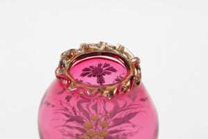 Late Victorian cut cranberry glass vase - 4