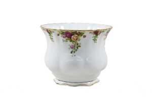 Royal Albert 'Old Country Roses' porcelain jardiniere