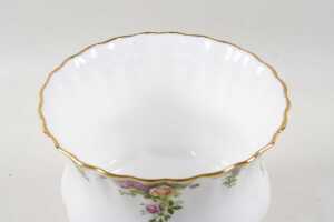 Royal Albert 'Old Country Roses' porcelain jardiniere - 3