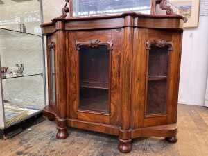 Victorian walnut credenza - 3