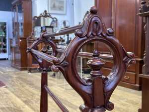 Victorian style mahogany towel rail - 4