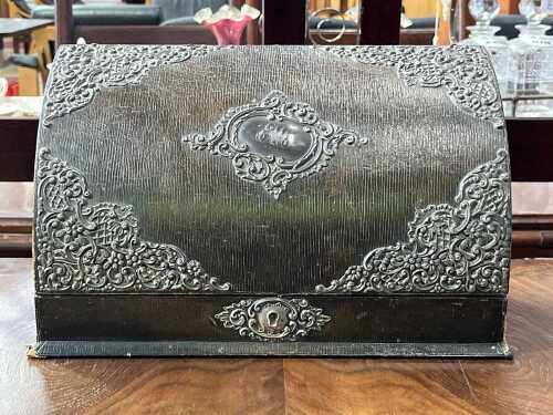 Antique desktop stationery compendium