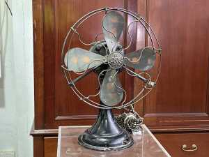 GEC cast metal electric table fan, 1920s