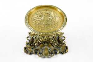 Antique cast brass tazza - 2