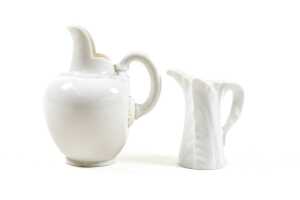 Four Royal Worcester white porcelain pieces - 2