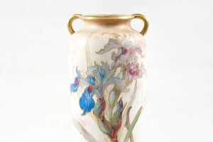 Victorian Doulton Burslem twin handled porcelain vase - 2