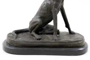 After Auguste Nicholas Cain, basset hound. Cast bronze figure on marble base - 3