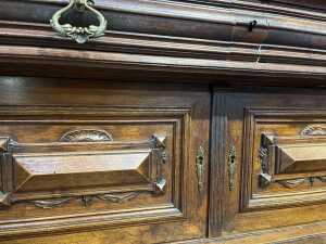 Antique French Henri II style walnut buffet - 7
