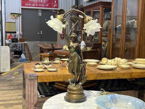 Art Nouveau style figural cast spelter table lamp