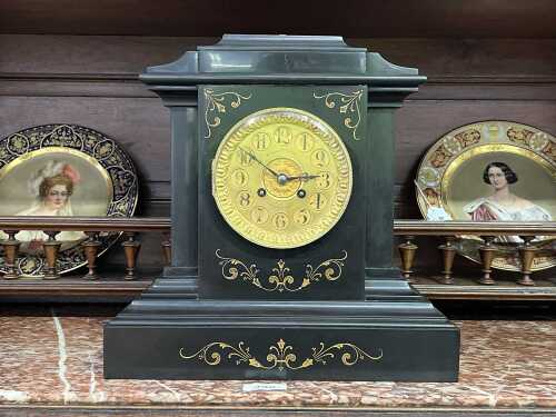 Antique French black slate mantel clock