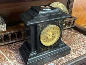 Antique French black slate mantel clock - 2