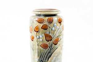 Royal Doulton Lambeth stoneware vase by Frank A. Butler - 2