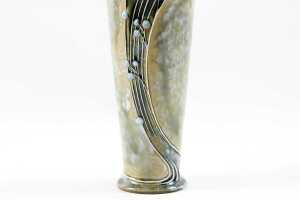 Royal Doulton Lambeth stoneware vase by Frank A. Butler - 3