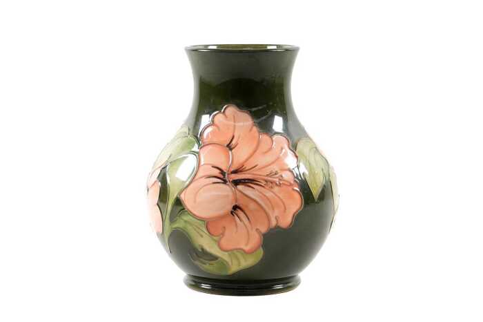 Moorcroft 'Hibiscus' pottery vase